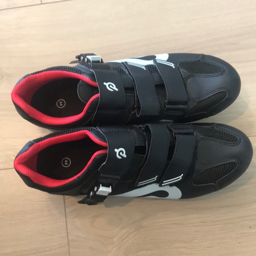 Peloton Delta spin shoes! Size 44